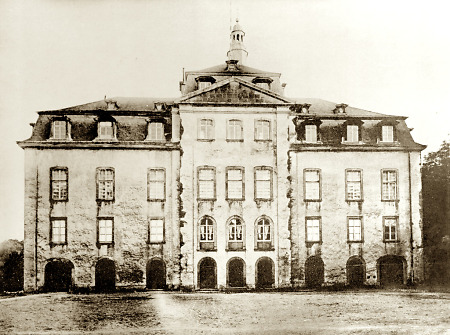 Der Hauptbau des Schlosses Birstein von 1768, 1895
