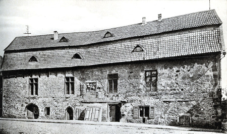 Die Westseite des Rathauses in Fritzlar, um 1900?