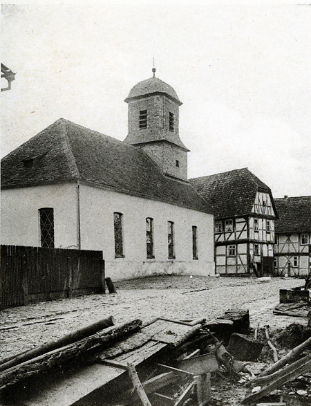 Die Kirche in Niedenstein, um 1900?