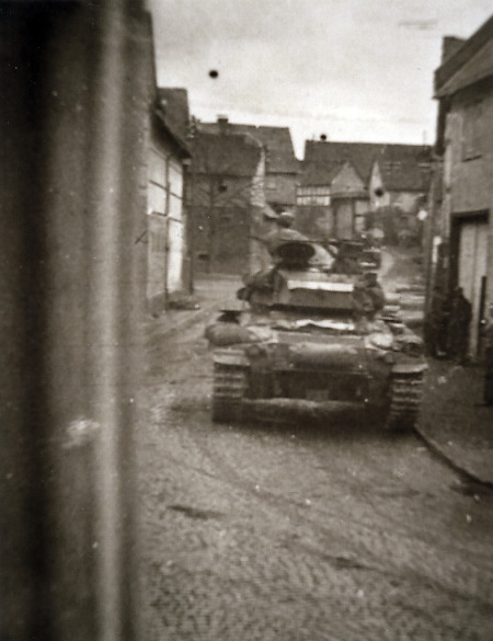 US-Panzer in Brandoberndorf, 29. März 1945