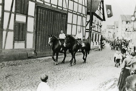 Festzug zum Erntedankfest in Niederaula, 1936