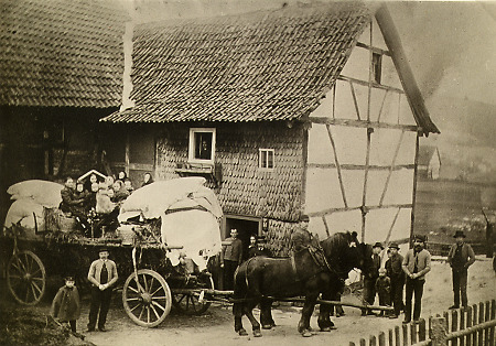 Brautwagen in Hattenbach, 1902