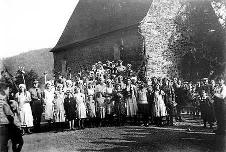 Erntedankfest in Niederroßbach, um 1935