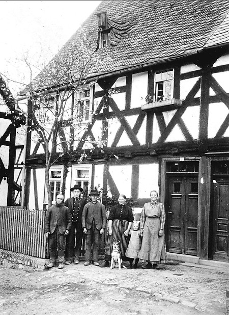 Familie in Niederroßbach, um 1920