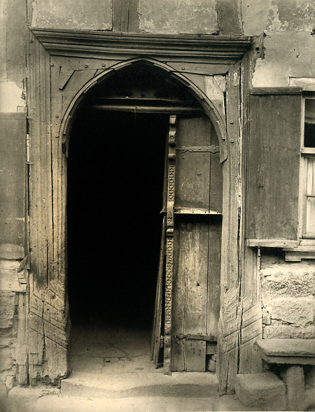 Die Tür des Hauses „unter den Krämen“ in Fritzlar, vor 1891