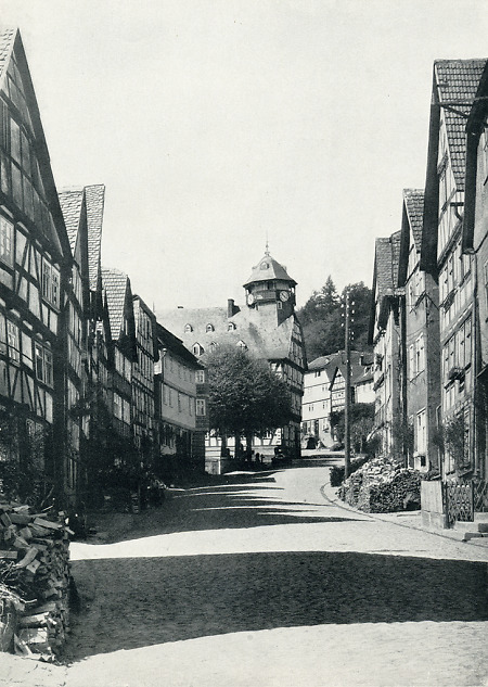 Das Rathaus in Rauschenberg, vor 1930
