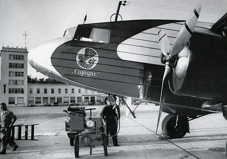 Abfertigung einer Air France-Maschine auf dem Frankfurter Flughafen, 1936-1939