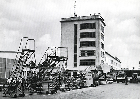 Das Flughafen-Vorfeld in Frankfurt, 1950-1960