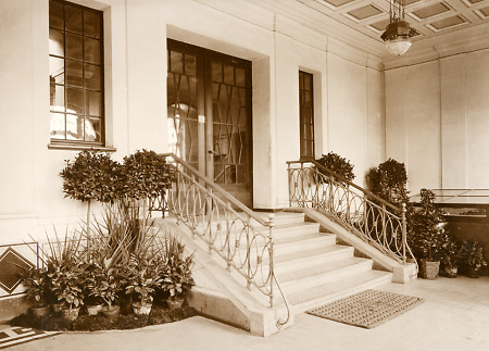 Der Eingangs- und Empfangsbereich der Landes-Heil- und Pflegeanstalt Herborn, um 1925