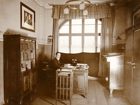 Die Verwaltung der Landes-Heil- und Pflegeanstalt Herborn, um 1925