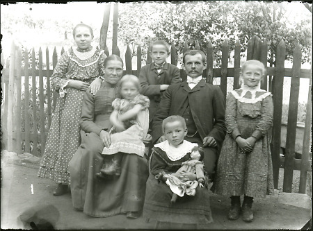 Familie aus Herborn, um 1900