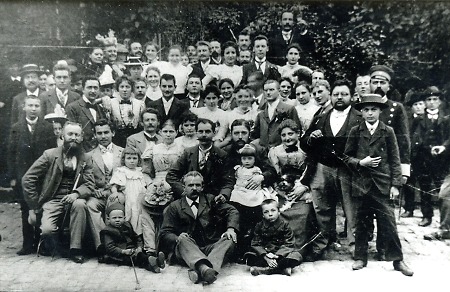 Mitglieder des Clubs Humor in Bensheim, um 1900