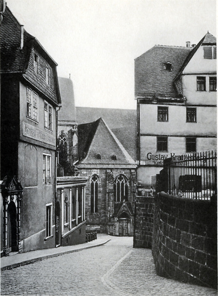 Blick auf die Universitätskirche von Marburg, um 1875