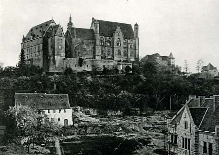 Nordostansicht des Landgrafenschlosses vom Renthof aus, 1860