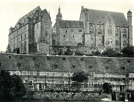 Nordansicht des Landgrafenschlosses mit Renthofgebäuden, 1860