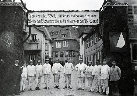 Handwerker bei einer Tagung des Gewerbevereins Hirschhorn, um 1927