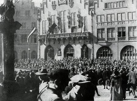 Kundgebung der NSDAP auf dem Römerberg in Frankfurt am Main, um 1934