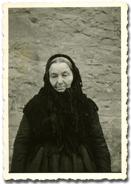 Ältere Frau aus Rengershausen, um 1930