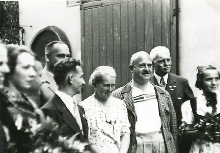 Franzosen zu Gast bei einer Familie in Bensheim, Juli 1937