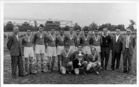 Fußballmannschaft der Spielvereinigung Zella-Loshausen, 1950er Jahre