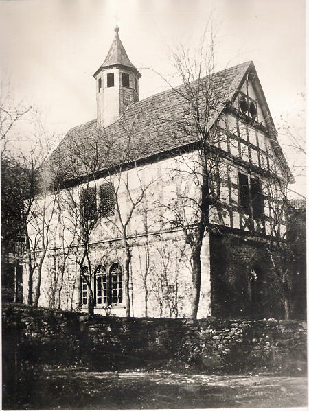 Dorfkirche in Asel vor dem Abriss, um 1910