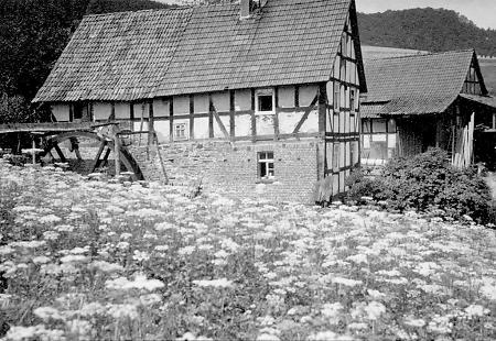 Die Möllersche Mühle in Altenlotheim, um 1932