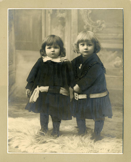 Geschwisterpaar aus Kassel, 1908