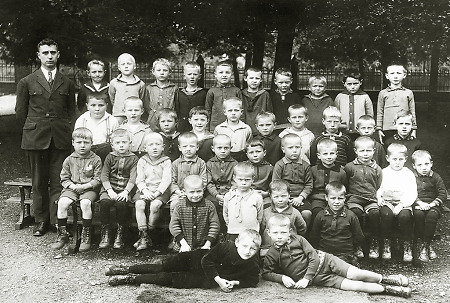 Jungenschulklasse in Frankenberg, 1928