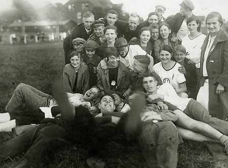 Jugendliche während eines Sportfestes in Frankenberg, um 1930