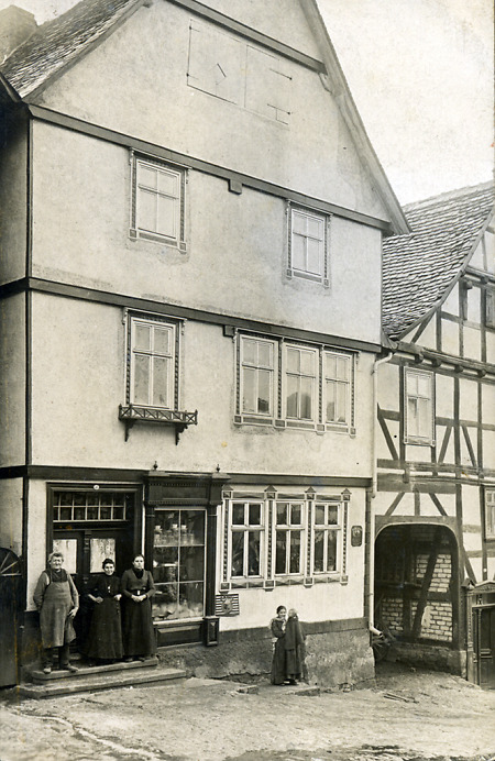 Ladengeschäft in der Schmiedegasse in Frankenberg, um 1910