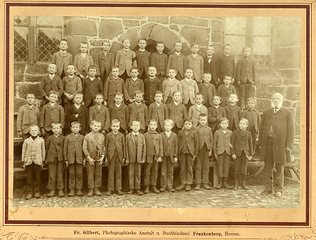 Schulklasse in Frankenberg, um 1896/97