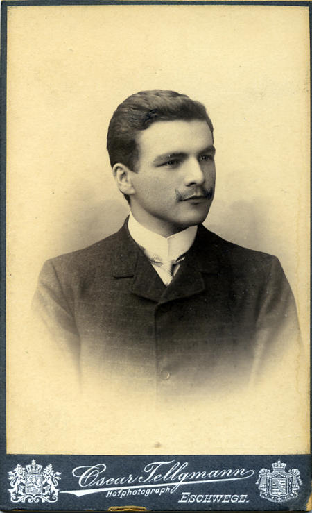 Porträt eines jungen Mannes, um 1900