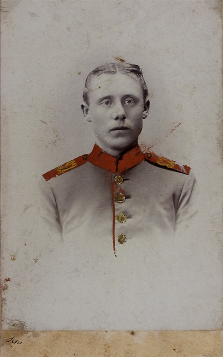 Porträt eines Soldaten, um 1900