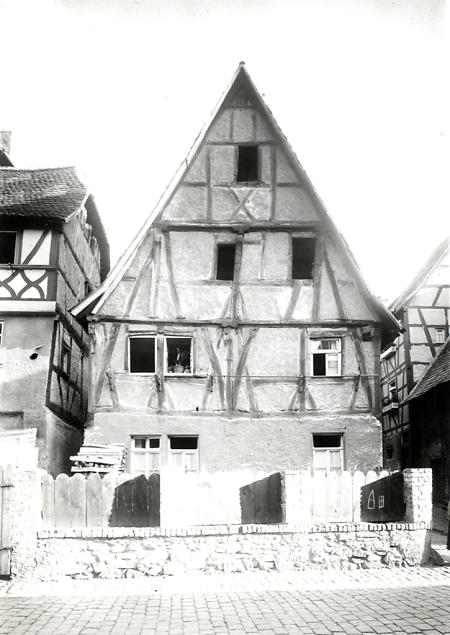 Fachwerkhaus in Heppenheim, um 1900