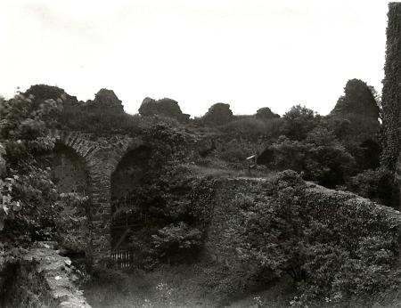 Ruine Burg Gleiberg, um 1900