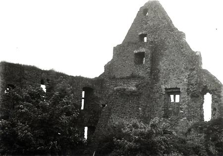 Ruine der Burg Gleiberg, um 1900