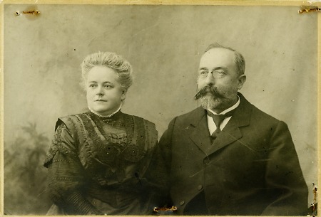 Der Pfarrer in Gelnhausen und seine Frau, um 1910