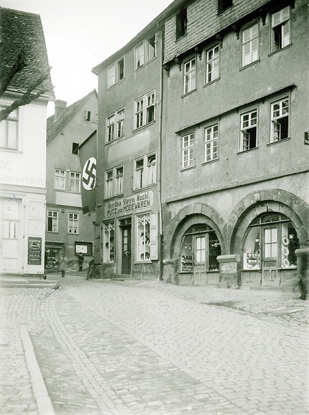 Die Nordwestecke des Untermarktes in Gelnhausen, um 1930-1933