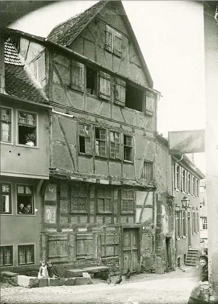 Haus in der Röthergasse in Gelnhausen, um 1900