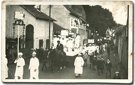 Festzug durch Camberg anlässlich des Handwerkerfestes, 1933