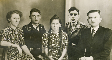 Familienbild aus Camberg während des Zweiten Weltkriegs, 1939-1945