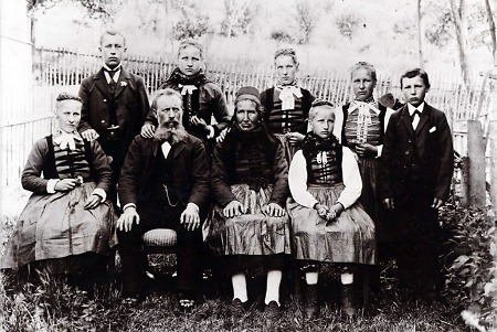 Familien aus Obereisenhausen, um 1900