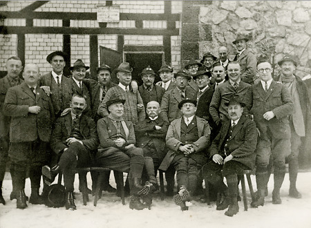 Der Wegebezeichnungs-Ausschuss im Vogelsberger-Höhen-Club Gießen, 1928