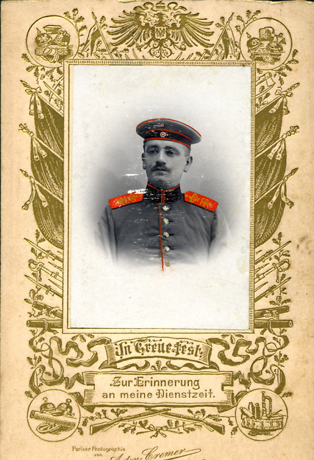 Porträt eines jungen Soldaten, um 1890