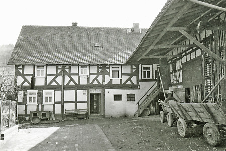 Bauernhof in Oberdieten, um 1954