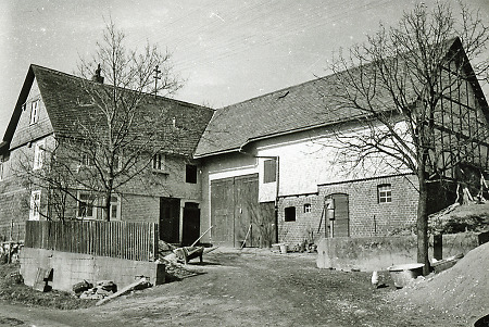 Bauernhof in Oberdieten, um 1954