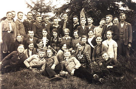 Junge Leute aus Oberdieten, 30. Mai 1935