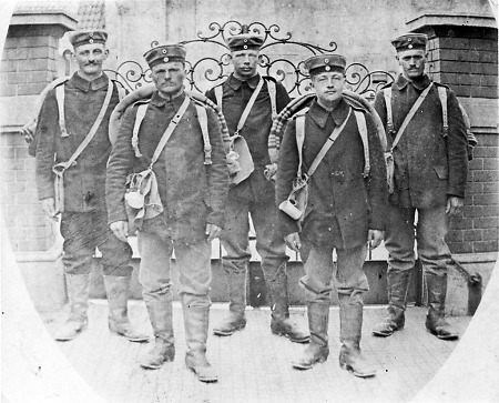 Soldaten während des Ersten Weltkriegs, 1914-1916