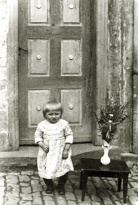 Kleinkind in Hachborn, um 1925?
