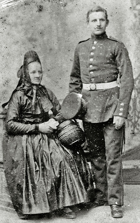 Junges Ehepaar aus Hachborn, um 1885